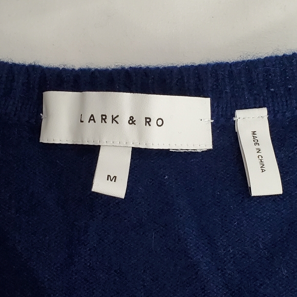 Cashmere Crewneck Pullover With Sequin Dog - Picture 8 of 9